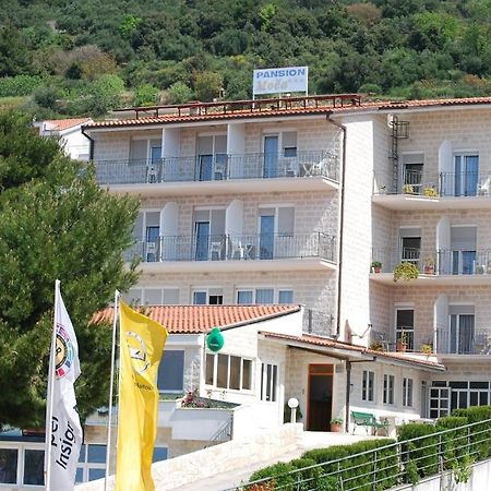 Hotel Pansion Komfor Moca Makarska Exterior foto