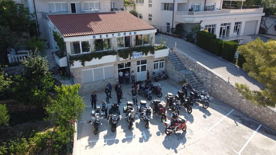 Hotel Pansion Komfor Moca Makarska Exterior foto