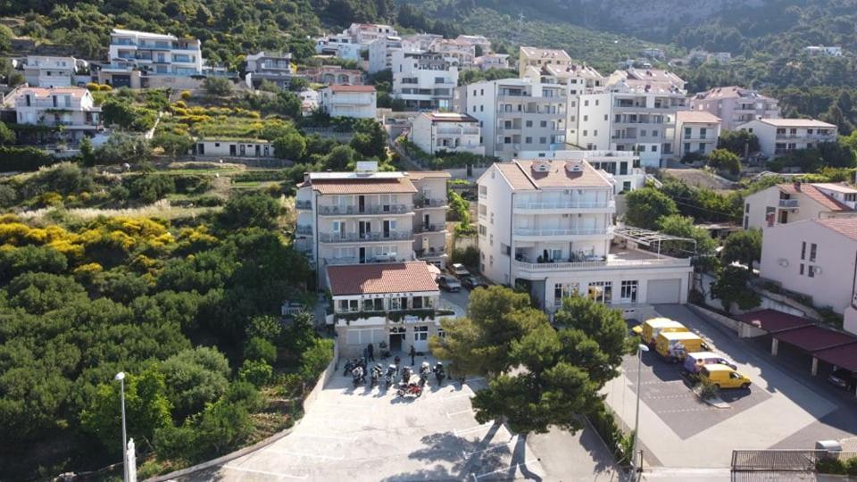 Hotel Pansion Komfor Moca Makarska Exterior foto