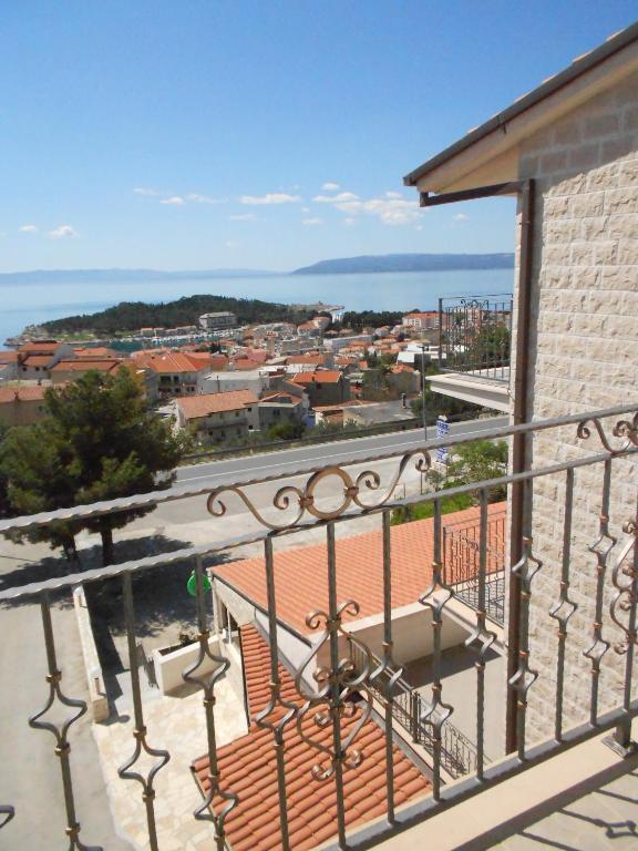 Hotel Pansion Komfor Moca Makarska Exterior foto